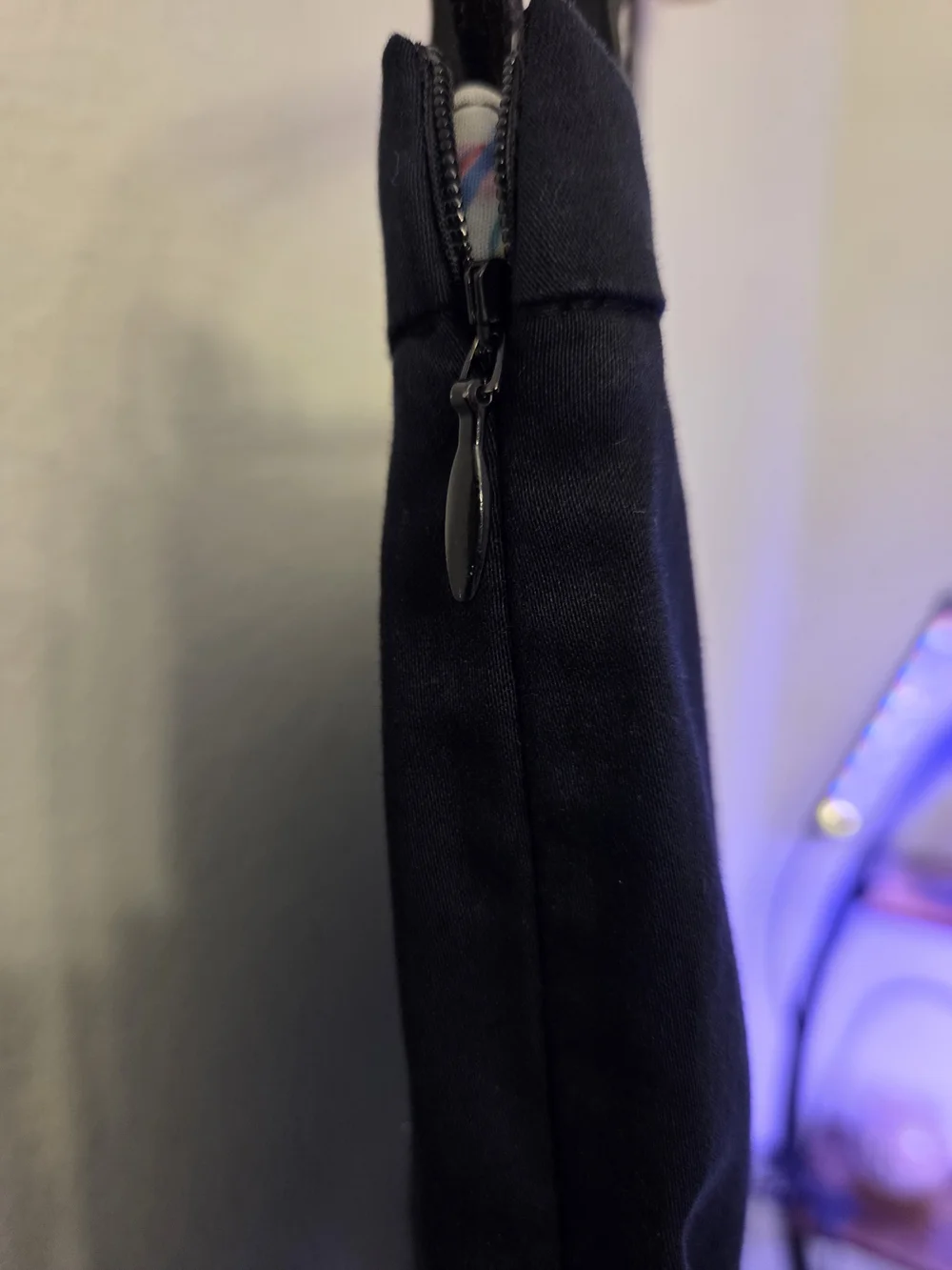Tommy Bahama Black Pull-On Ankle Pants - Picture 4 of 5